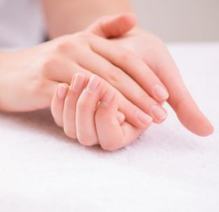 Handverjüngung - Hautarztpraxis Grünwald